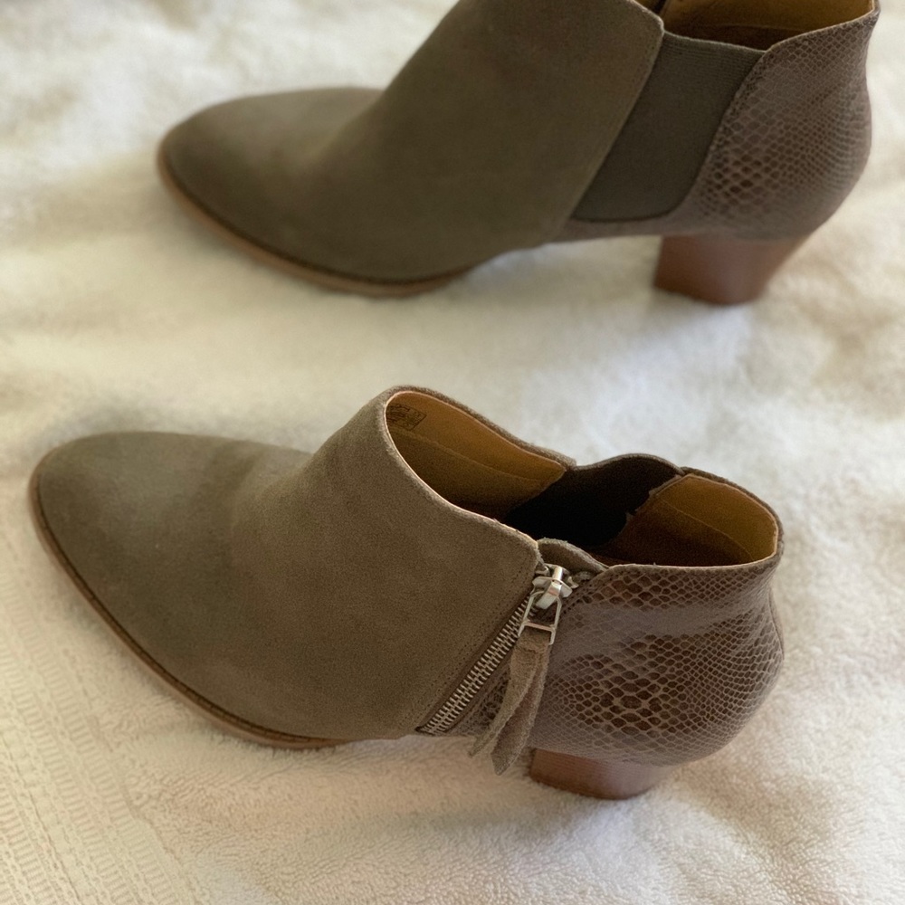 Vionic Ankle Booties - image 4